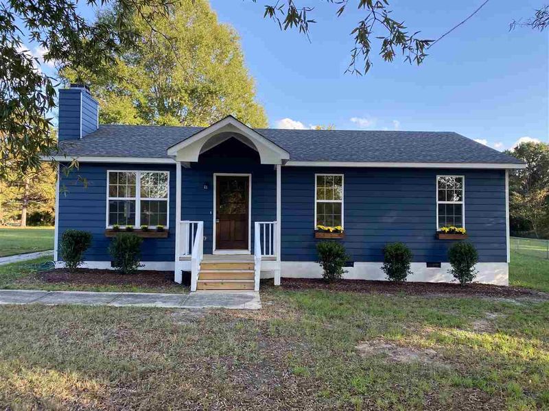 105 Claymont Rd, Louisburg, NC 27549