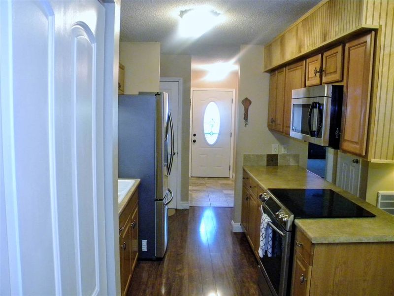 105 Cornwallis Dr, Mebane, NC 27302