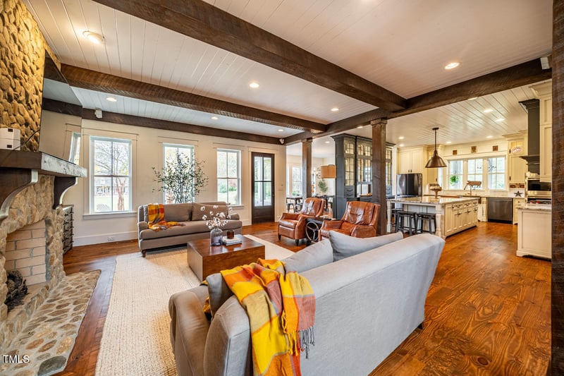 105 Creech Cir, Four Oaks, NC 27524