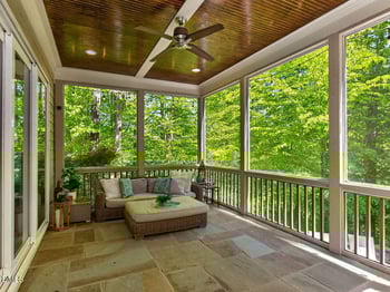 105 Creekvista Dr, Holly Springs, NC 27540