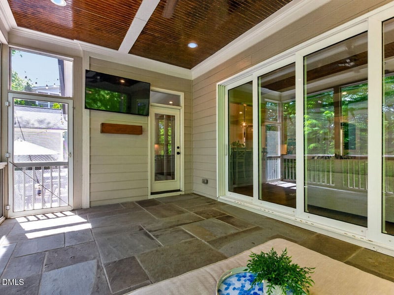 105 Creekvista Dr, Holly Springs, NC 27540