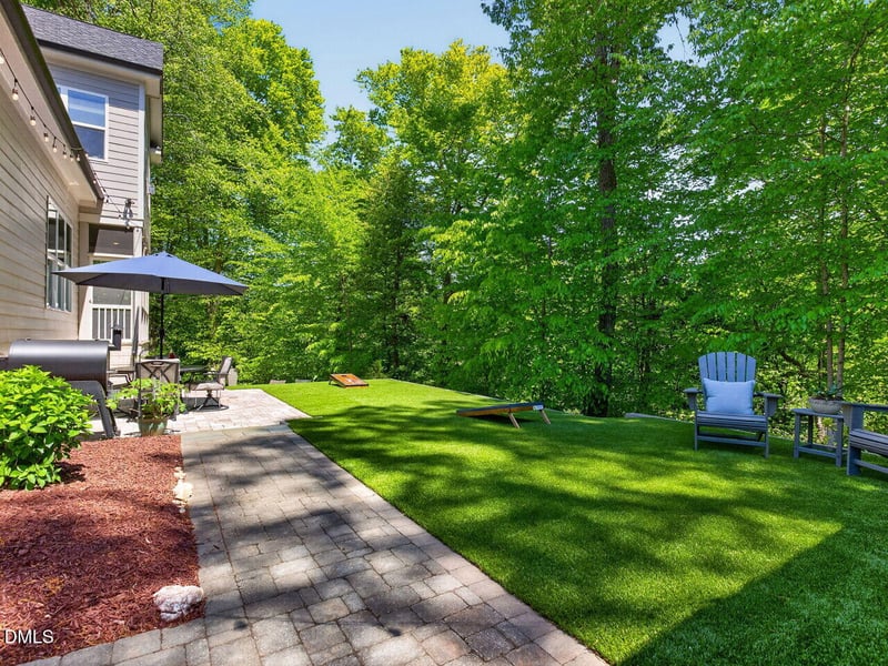 105 Creekvista Dr, Holly Springs, NC 27540