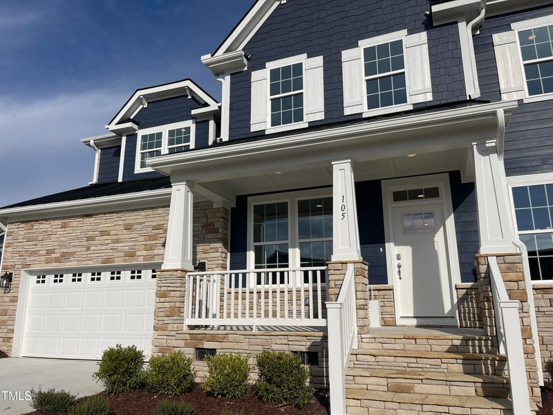 105 Crested Coral Dr, Holly Springs, NC 27540