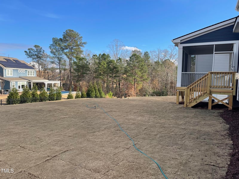 105 Crested Coral Dr, Holly Springs, NC 27540