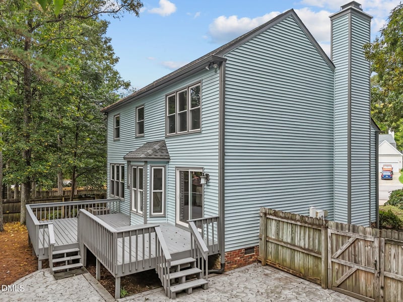 105 Croatan Cir, Cary, NC 27513