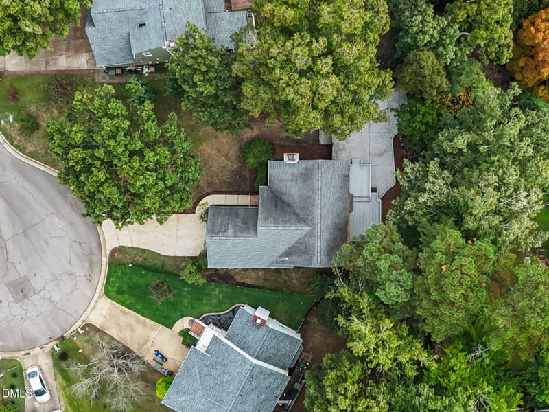 105 Croatan Cir, Cary, NC 27513