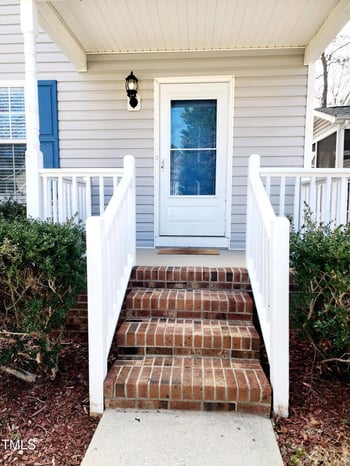 105 Cross Hill Ln, Holly Springs, NC 27540