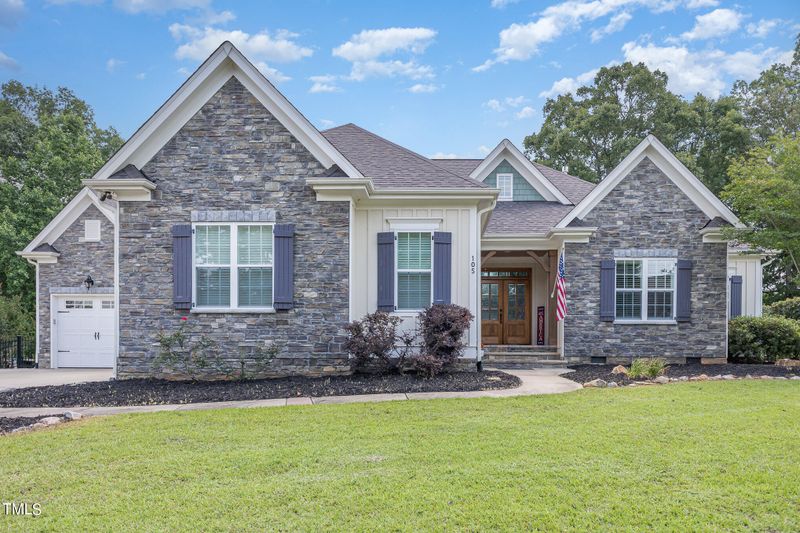 105 Dawson Dr, Clayton, NC 27527