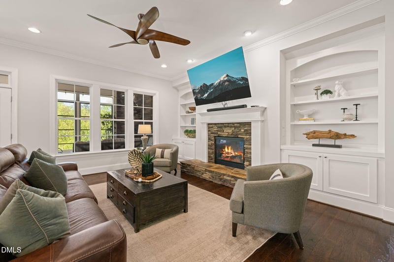 105 Duck Branch Dr, Holly Springs, NC 27540