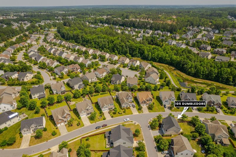 105 Dumbledore Ct, Cary, NC 27519
