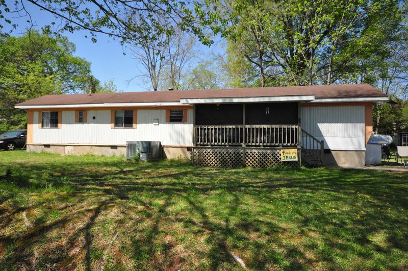 105 Durham St, Hillsborough, NC 27278