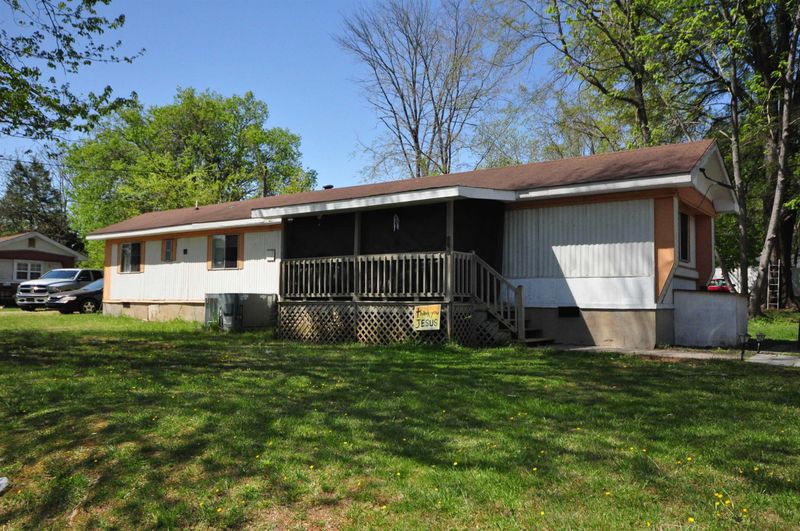 105 Durham St, Hillsborough, NC 27278