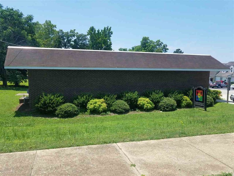 105 S Ellington St, Clayton, NC 27520