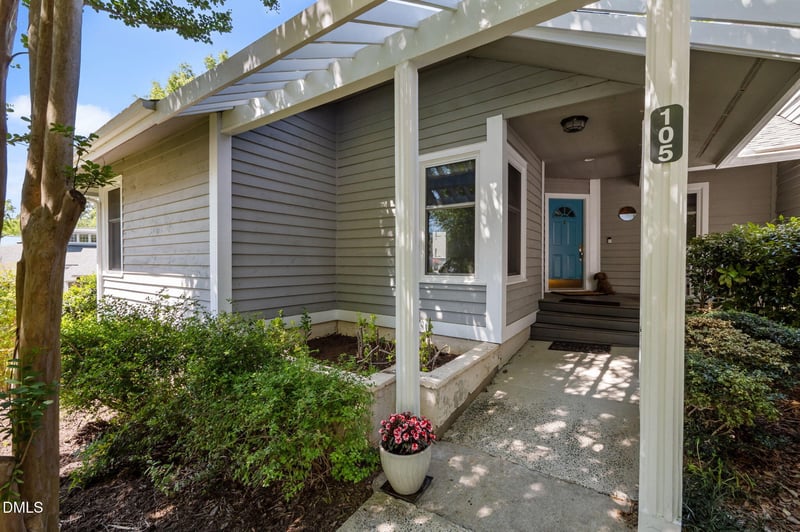 105 Elmwood Cir, Chapel Hill, NC 27514