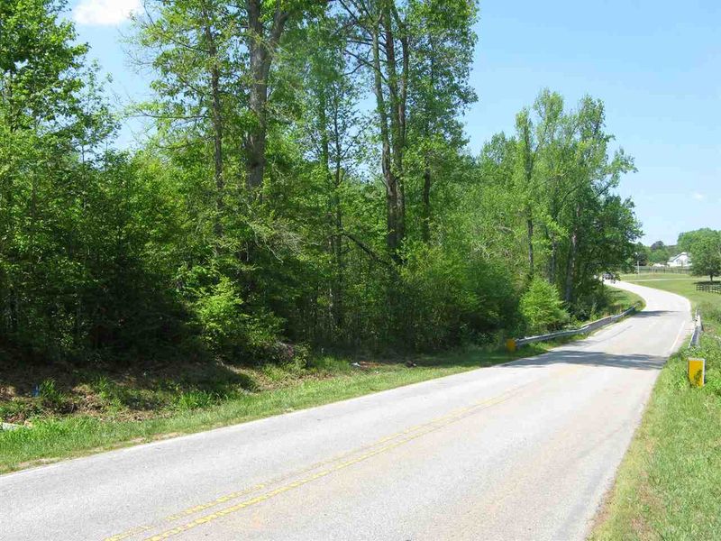 105 Falcon Crest Ln, Youngsville, NC 27596