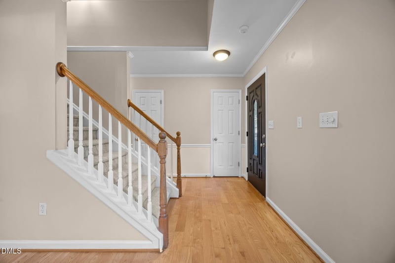 105 Fawn Ct, Cary, NC 27513