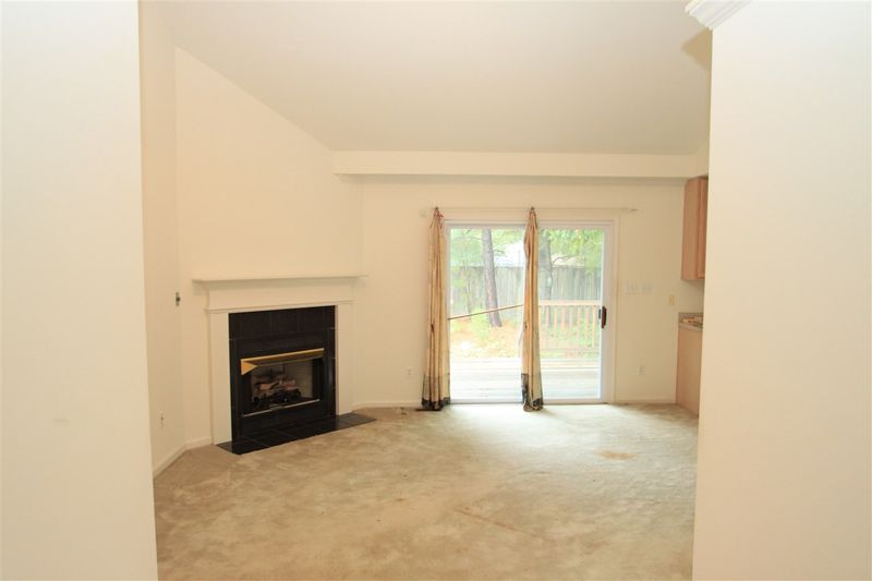 105 Fieldspring Ln, Raleigh, NC 27606