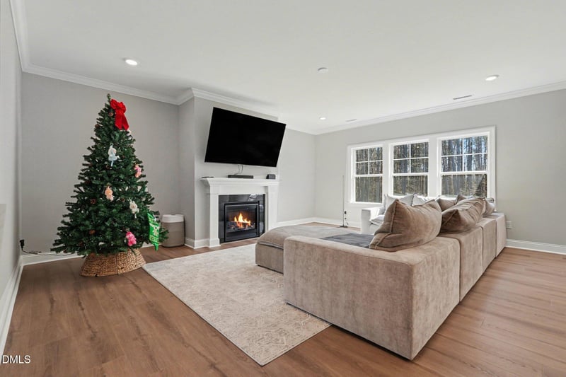 105 Fountainhead Ln, Garner, NC 27529