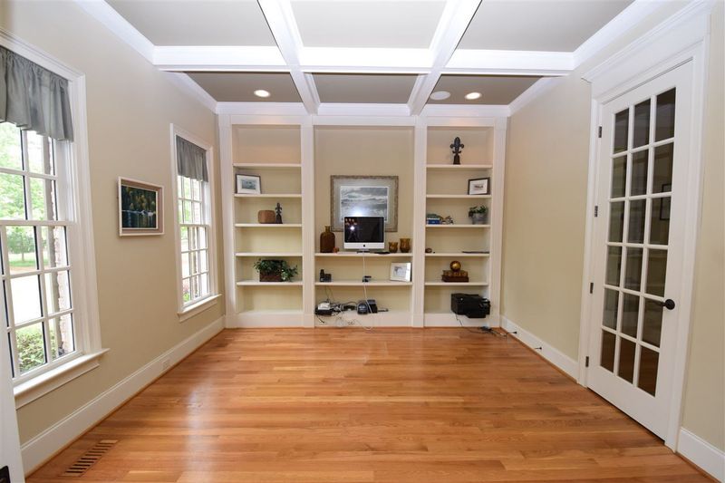 105 Four Meadow Ln, Morrisville, NC 27560
