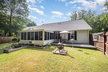 105 Fox Den Ct, Cary, NC 27513