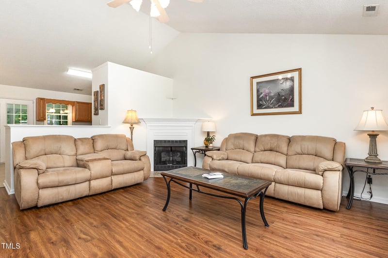 105 Fox Den Ct, Cary, NC 27513