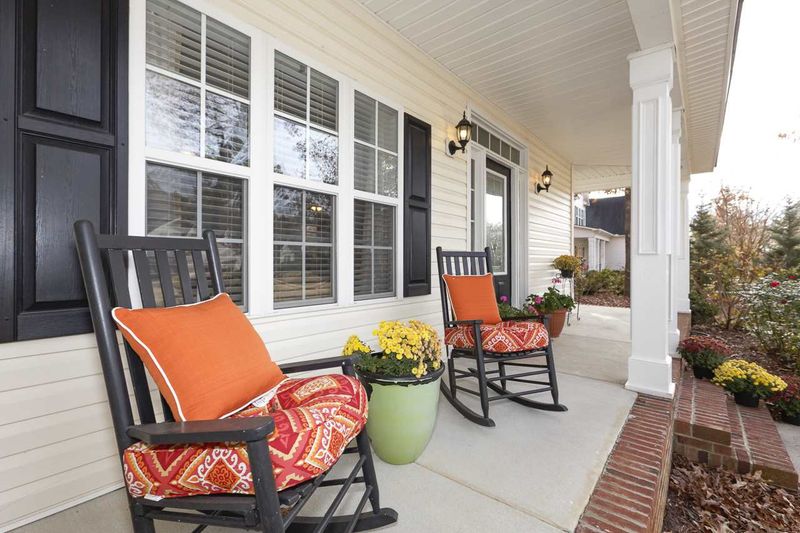 105 Fox Pen Dr, Raleigh, NC 27603