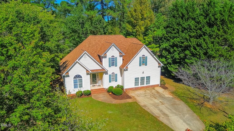 105 Foxbury Dr, Garner, NC 27529