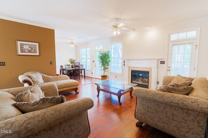 105 Foxbury Dr, Garner, NC 27529