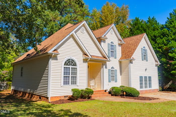 105 Foxbury Dr, Garner, NC 27529