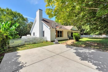 105 Franklin St, Youngsville, NC 27596