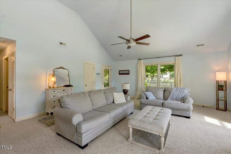 105 Franklin St, Youngsville, NC 27596