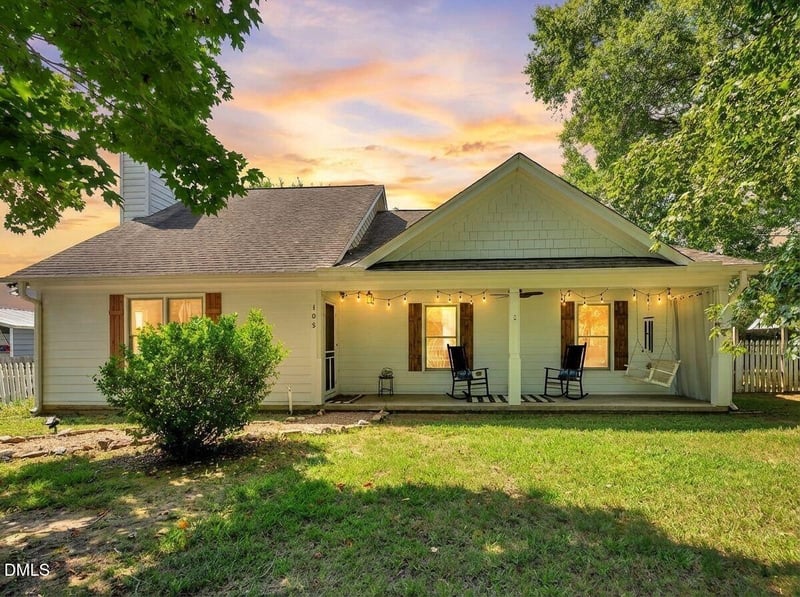 105 Franklin St, Youngsville, NC 27596