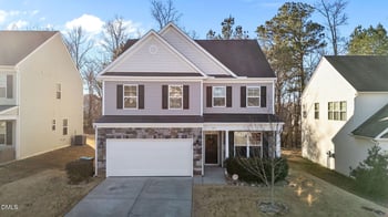 105 Genoa Ln, Clayton, NC 27527