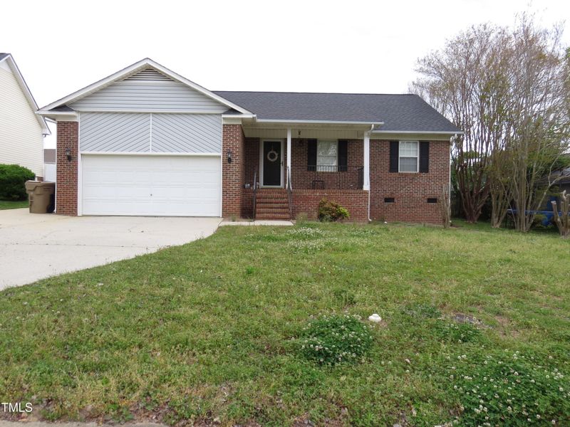 105 Glengariff Ln, Clayton, NC 27520