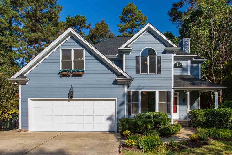 105 Goldenrod Dr, Cary, NC 27513
