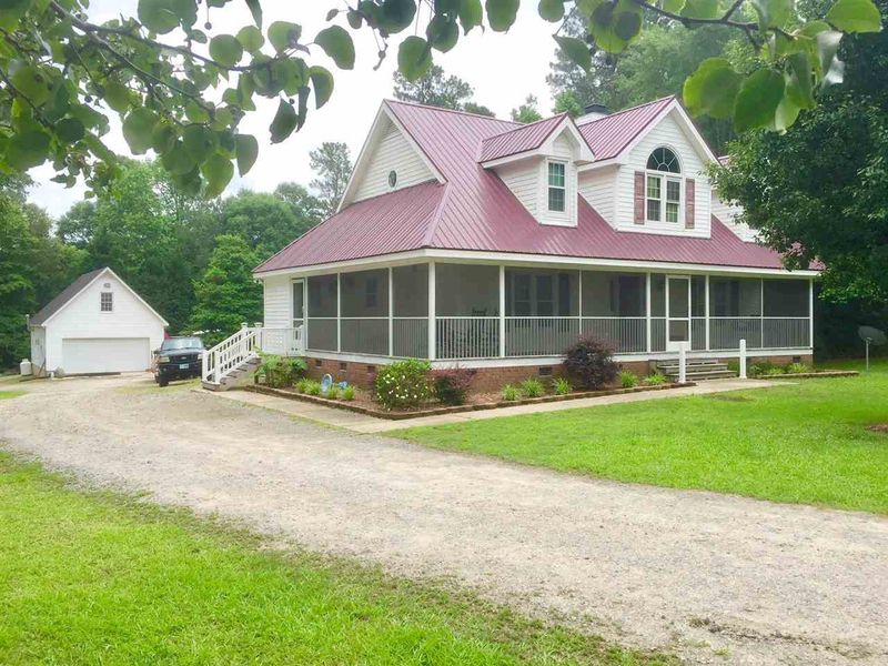 105 Goldfield Dr, Garner, NC 27529