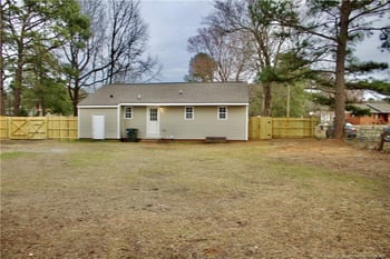 105 Goodyear Ave, Fayetteville, NC 28303