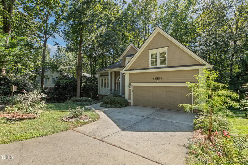 105 Gorge Ct, Cary, NC 27518