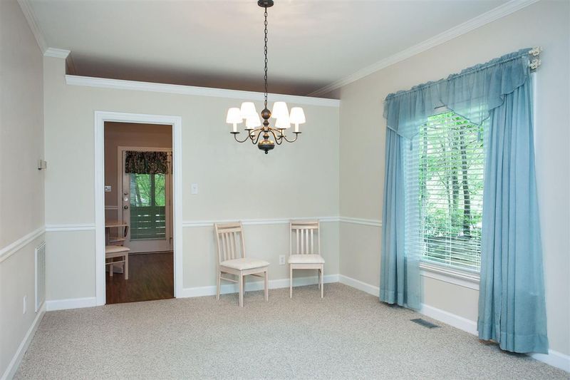 105 Granby Ct, Cary, NC 27511