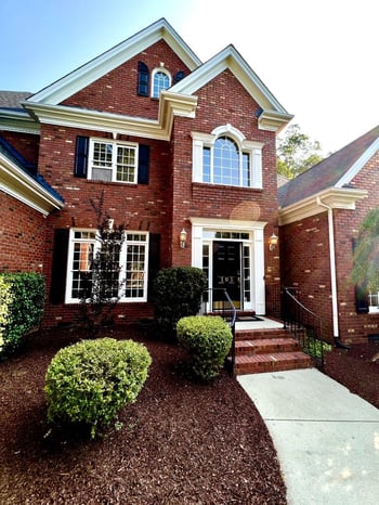 105 Grattan Ct, Morrisville, NC 27560