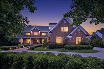 105 Great Oaks Dr, Fayetteville, NC 28303