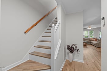 105 Greenmont Ln, Cary, NC 27511