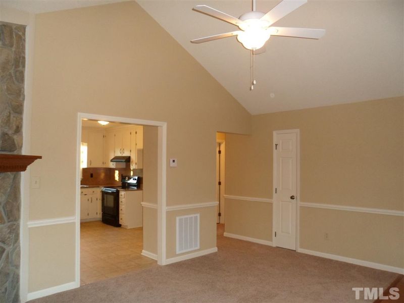 105 Greybridge Ct, Clayton, NC 27520