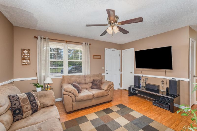 105 Gulf Dr, Dunn, NC 28334