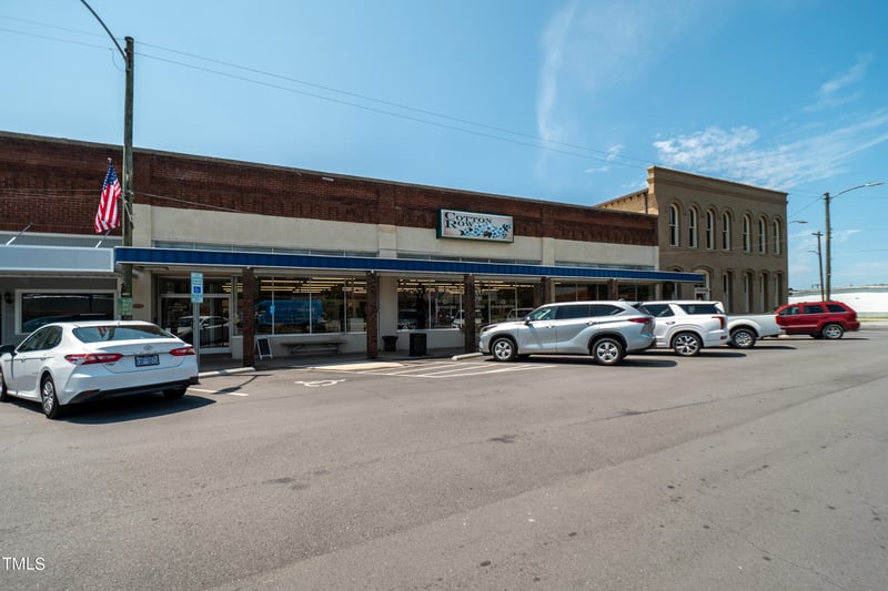 105 E H St, Erwin, NC 28339
