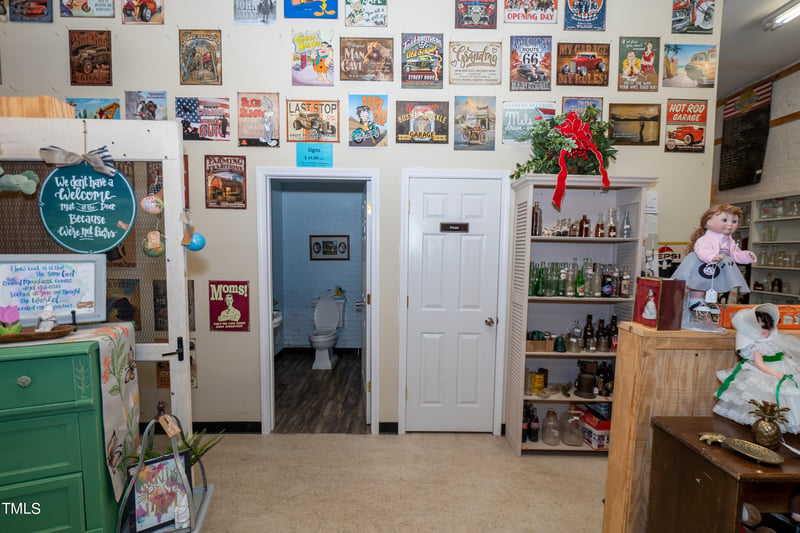 105 E H St, Erwin, NC 28339