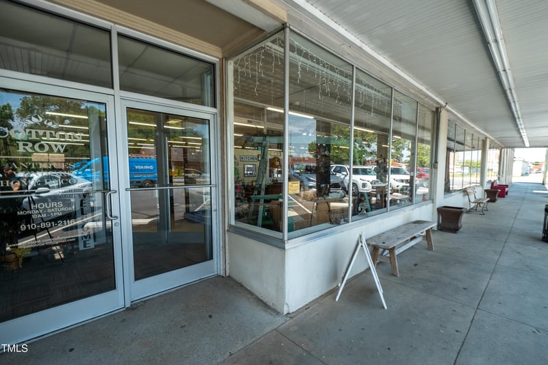 105 E H St, Erwin, NC 28339
