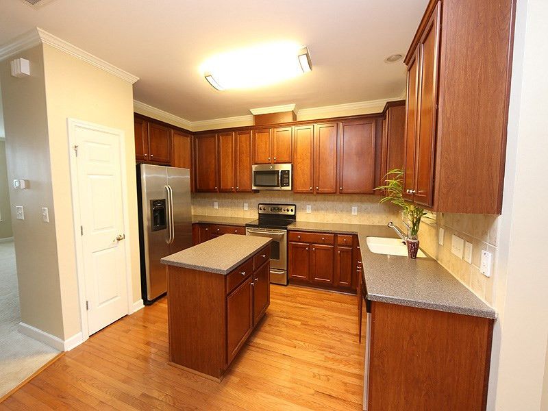 105 Havelock Ct, Apex, NC 27539