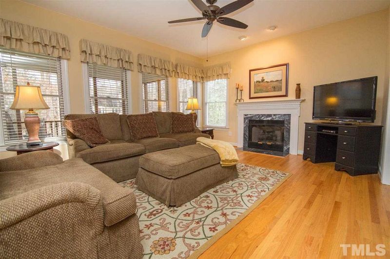 105 Haven Dr, Chapel Hill, NC 27516