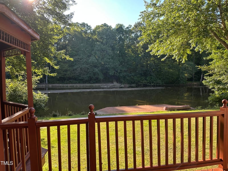 105 Headlands Ln, Cary, NC 27518
